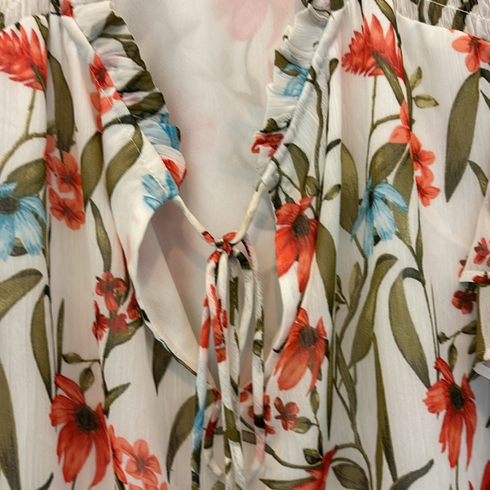 Cece Floral Ruffle Print Blouse - Picture 6 of 6
